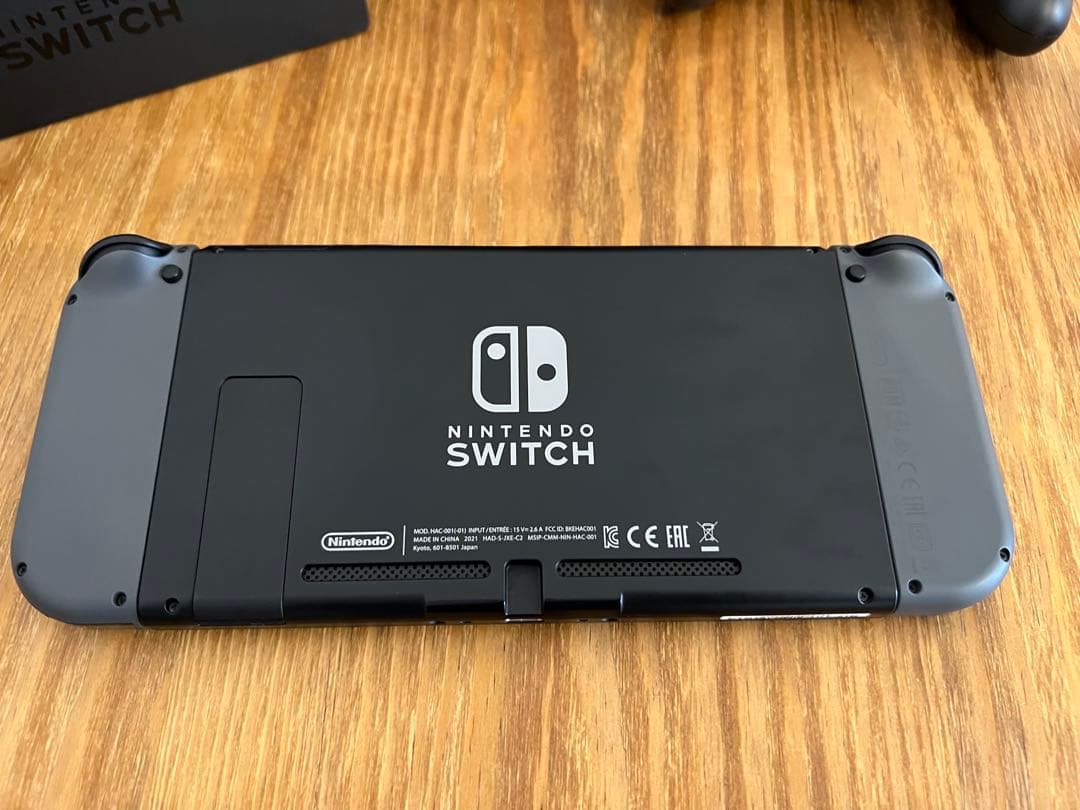 Switch 本体 付属品完備【sdカード256G×2他おまけ付】
