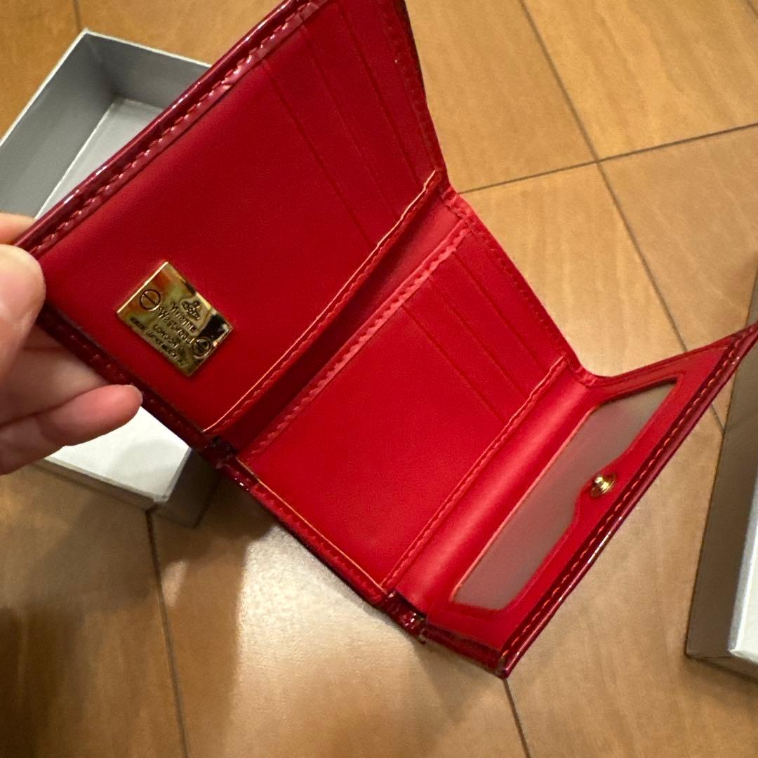 Vivienne Westwood エンボスロゴ 三つ折り財布 レッド