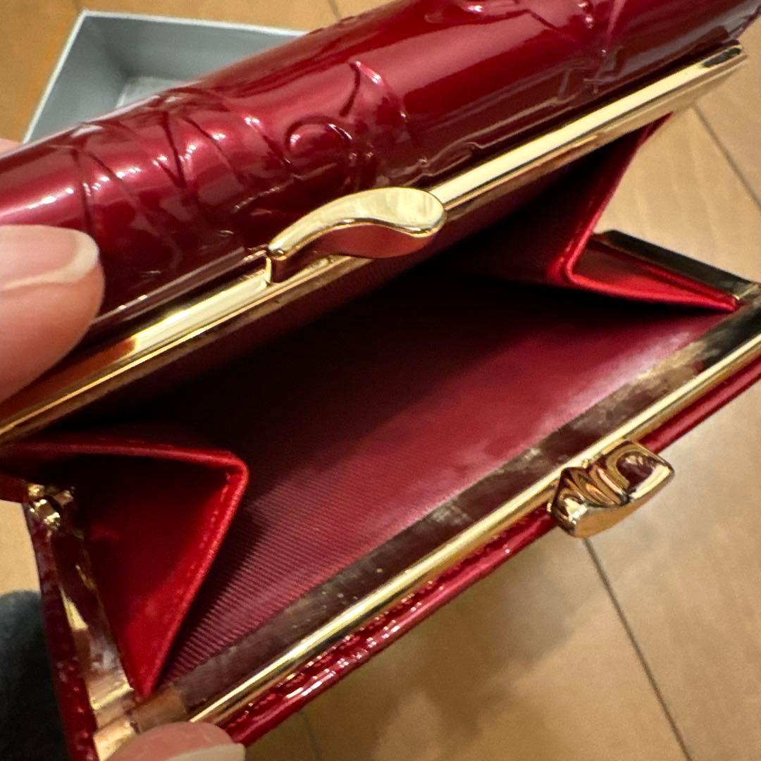 Vivienne Westwood エンボスロゴ 三つ折り財布 レッド