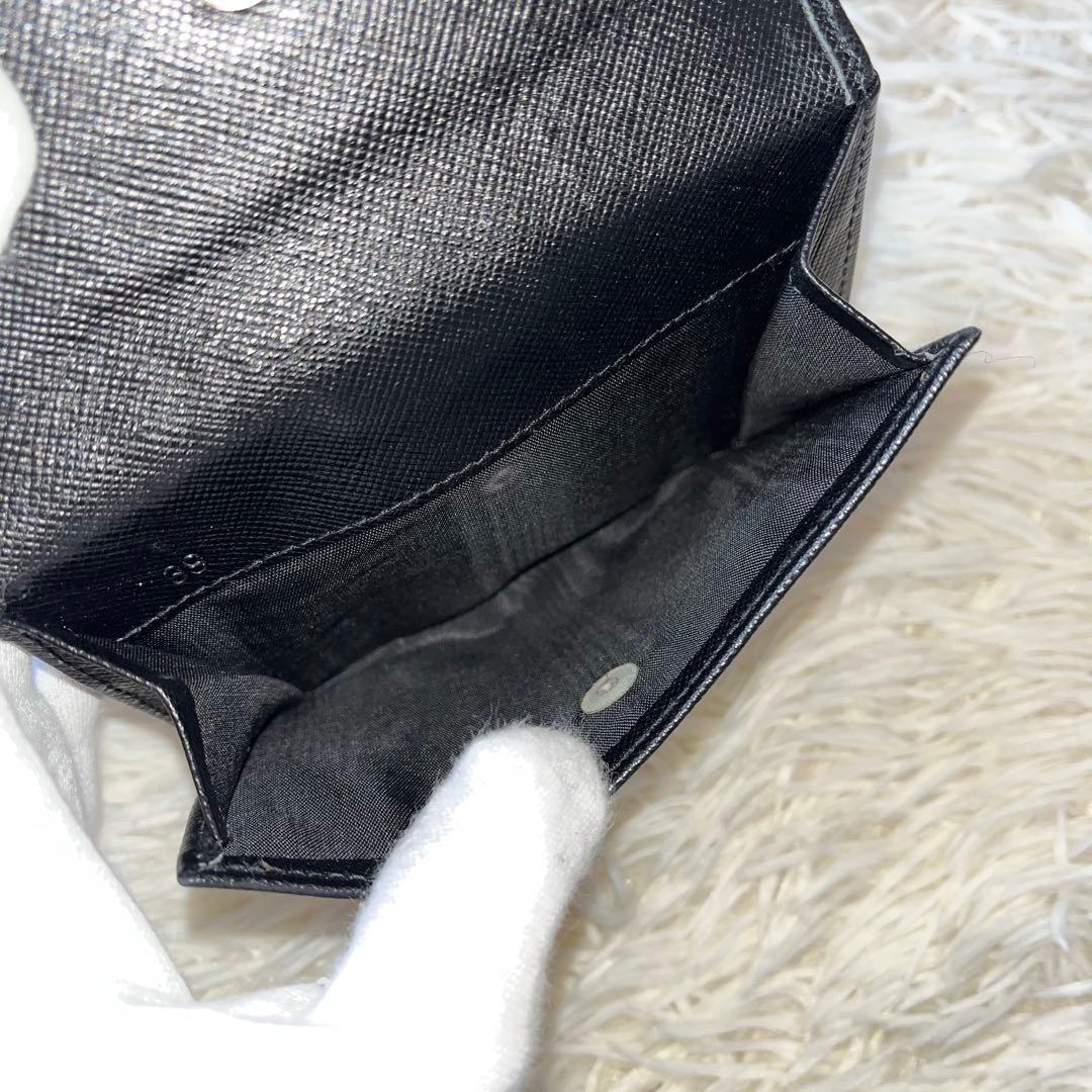 未使用✨PRADA プラダ　サフィアーノ　三つ折り財布　トライアングルロゴ　黒