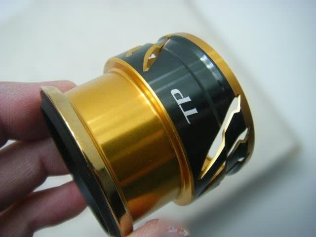 即決！◆新品！シマノ 20 ツインパワー C2000S 純正スプール◆1013