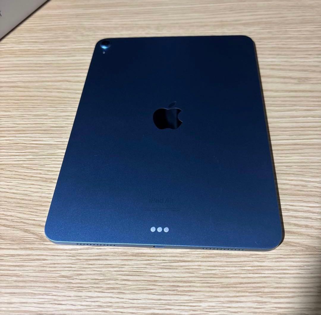 Apple iPad Air (第5世代) スカイブルー 本体