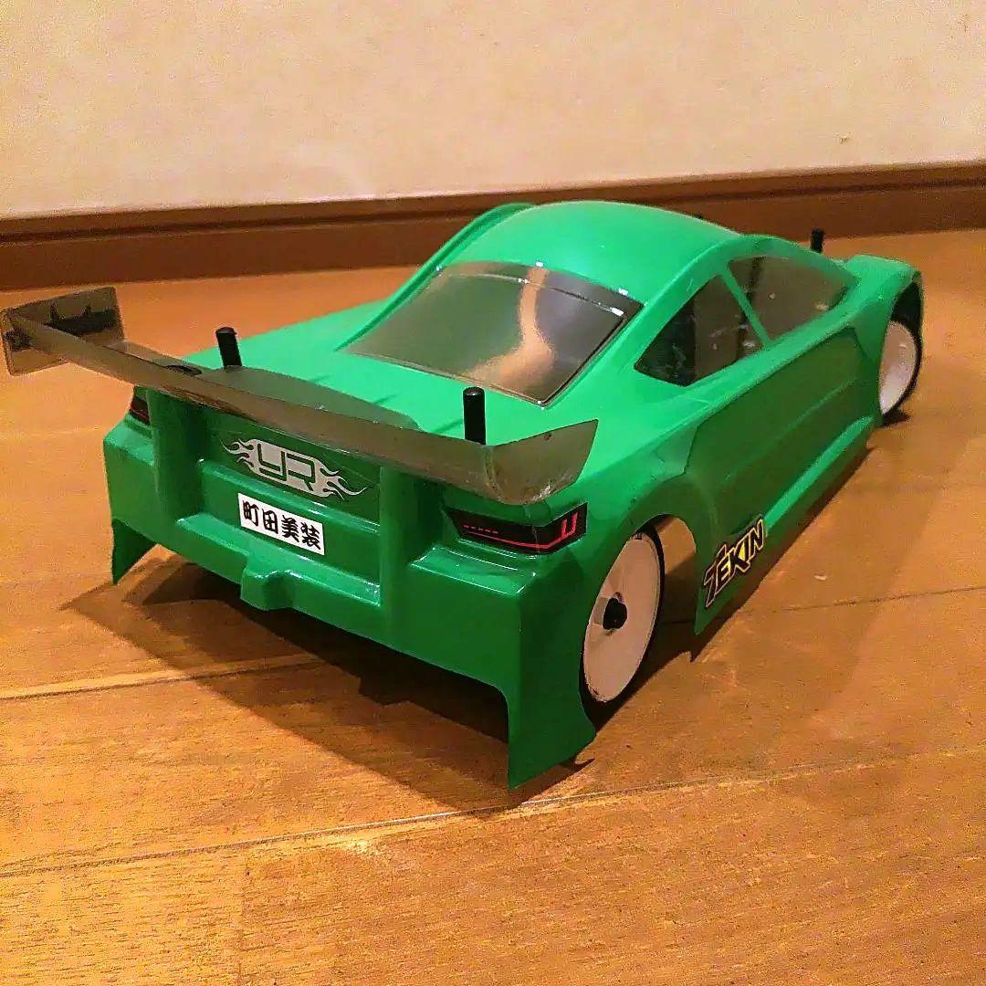 ヨコモ BD8 ハイエンドツーリングカー メカ無し ボディ付き