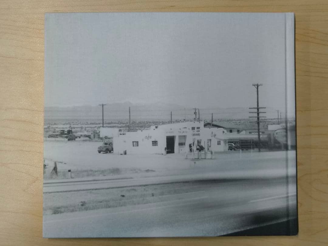 アート・デザイン・音楽 eden robert adams steidl
