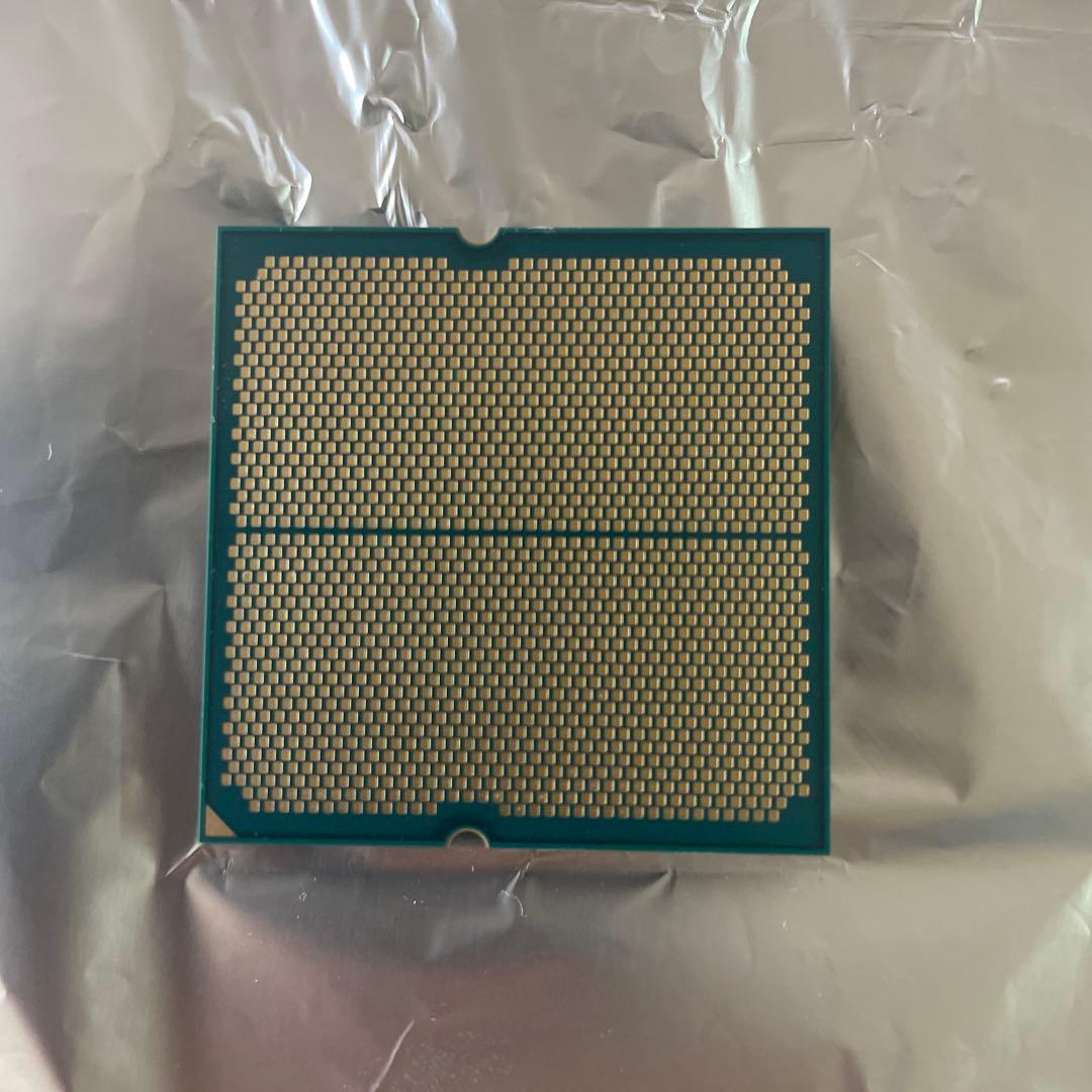 AMD Ryzen 9 7900X CPU 本体