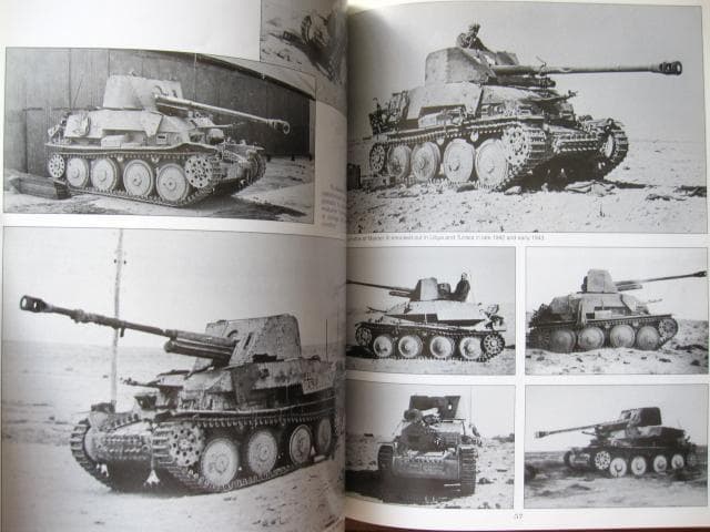 洋書 Armor of the Deutsches Afrikakorps