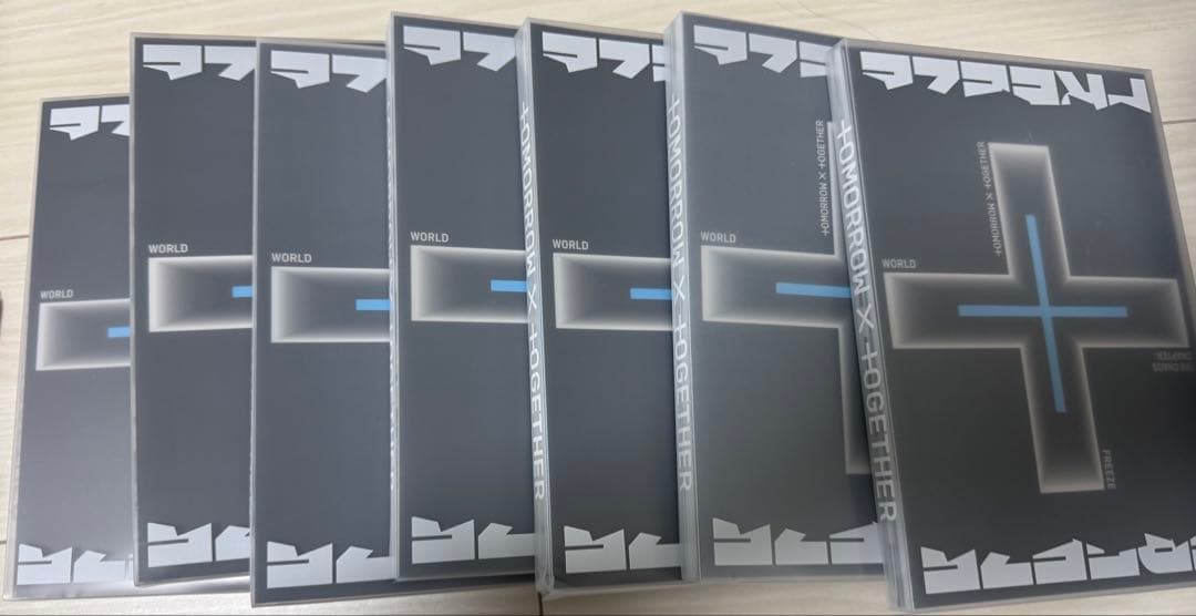 TXT 公式　CD アルバム　100枚　まとめ売り