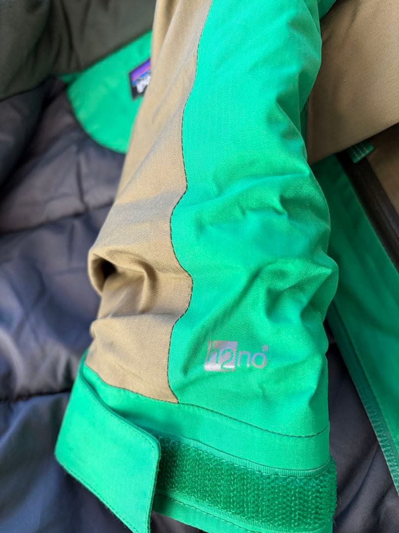 最終値下 美品 パタゴニア shot Jacket 男児 中綿入り S