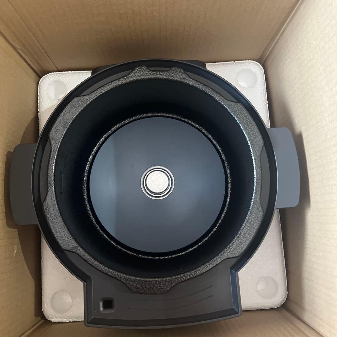 ほぼ新品　アイリスオーヤマ　電気圧力鍋　2.2L KPC-MA2 B 付属品完備