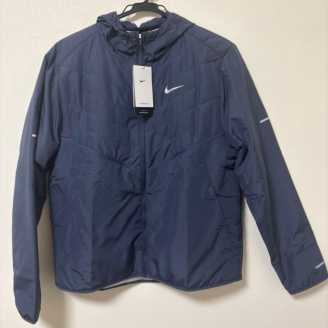 NIKE ナイキ エアロレイヤー ランニングジャケット 中綿　新品　XL