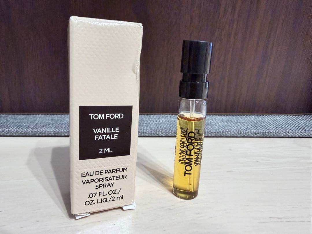 CELINE LOUIS VUITTON TOM FORD 香水サンプルセット