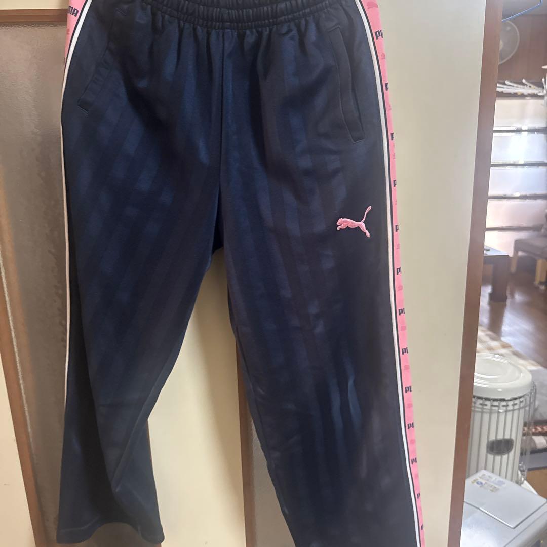 プーマのジャージセットピンク