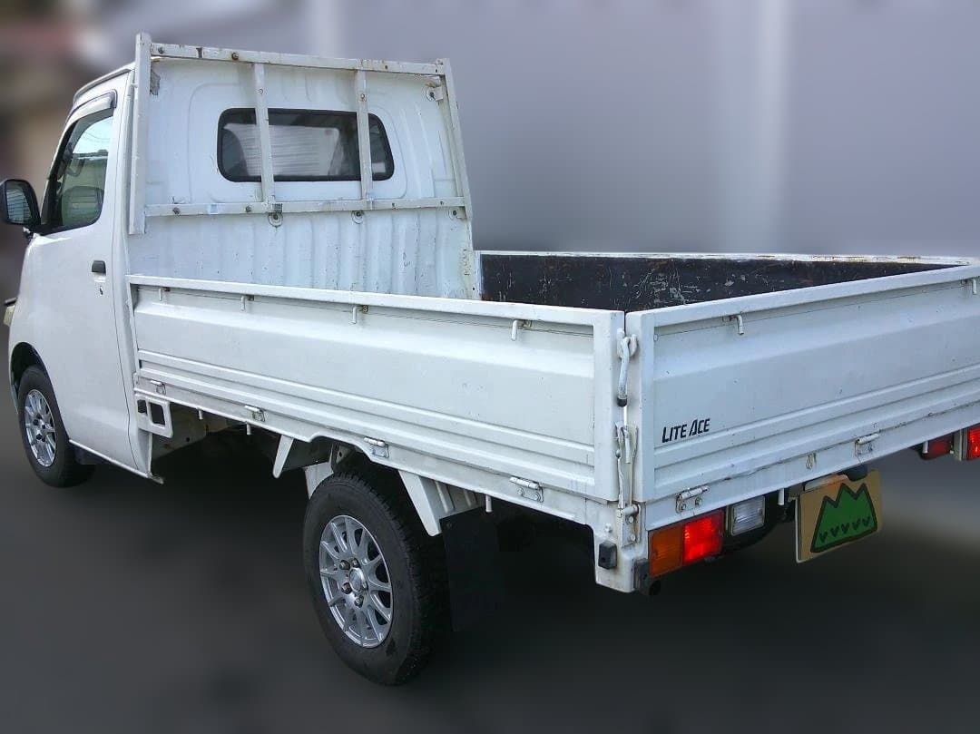 トヨタライトエース/4WD/車検R8/9/年式23/7/スタットレスタイアルミ