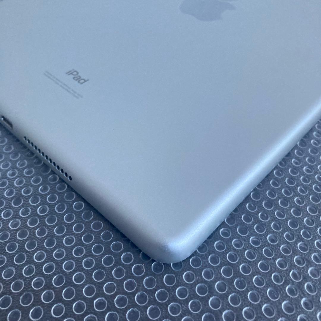 587【早い者勝ち】iPad8 第8世代 32GB WIFIモデル☆