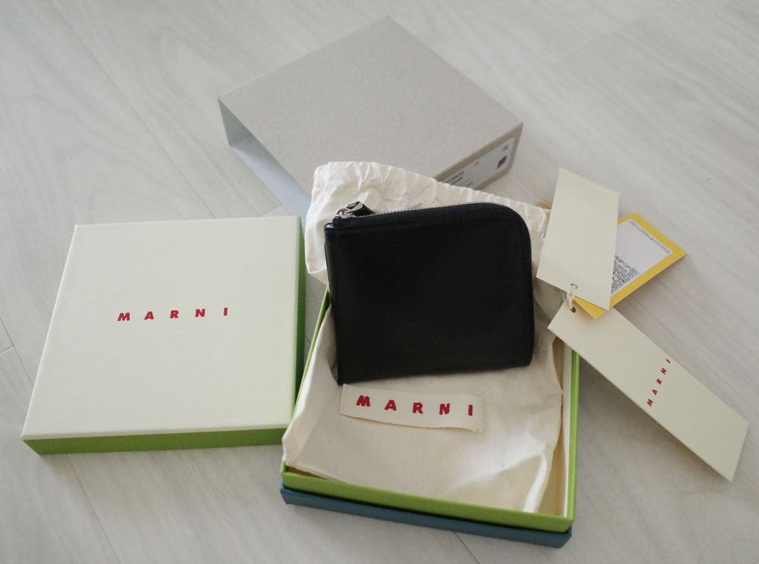 MARNI マルニ ケース L字財布