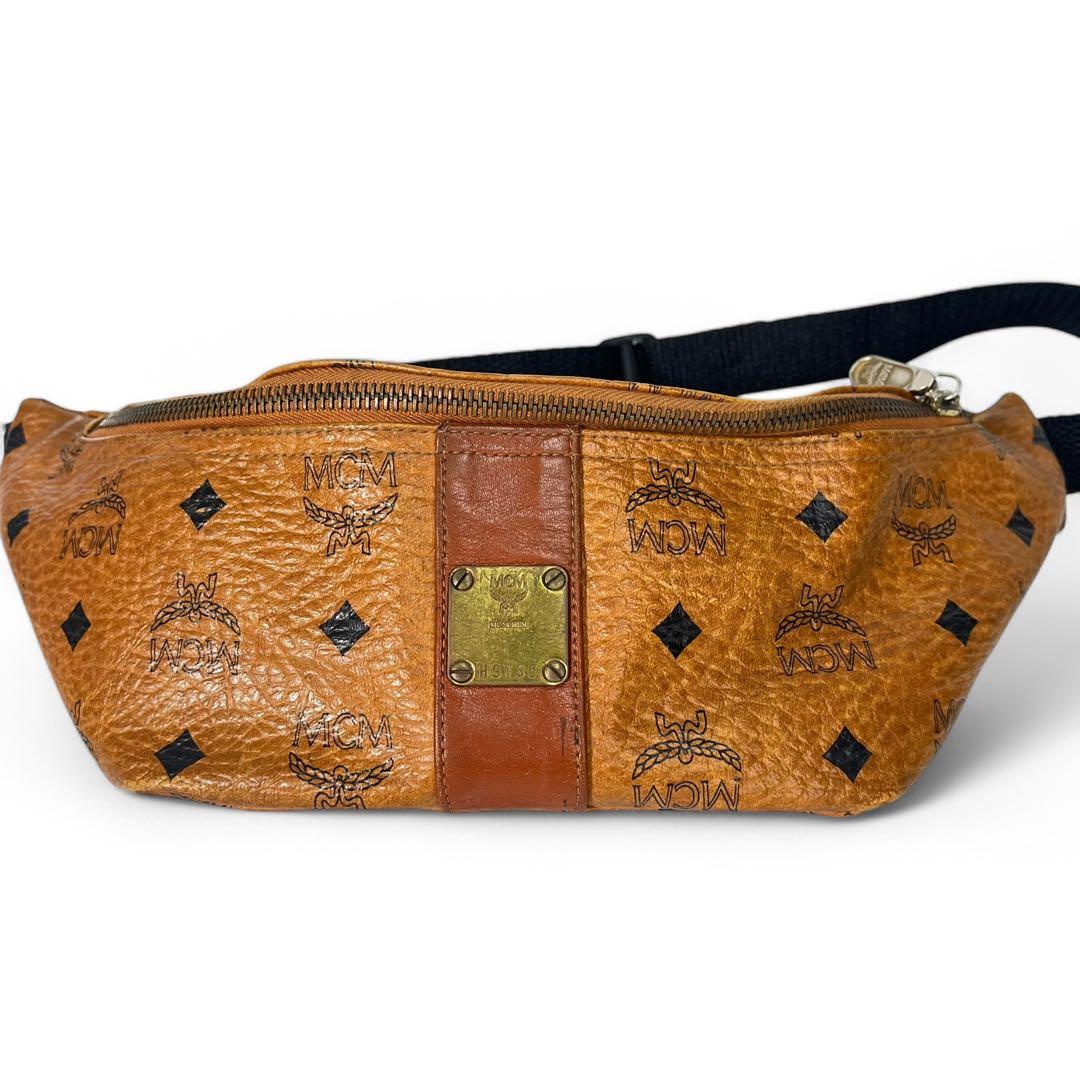 MCM ボディバッグ　ウエストバッグ　ヴィセトス　ゴールド金具　ブラウン