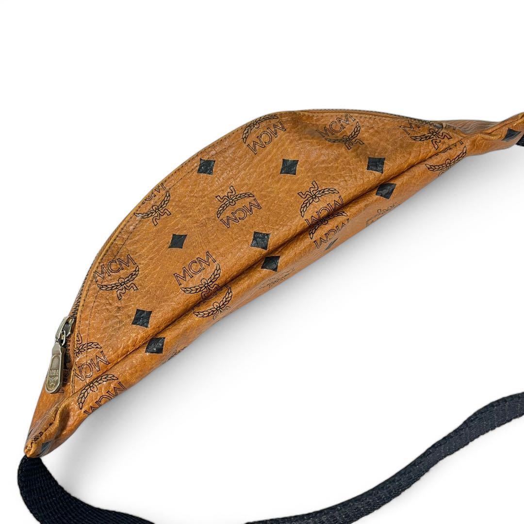MCM ボディバッグ　ウエストバッグ　ヴィセトス　ゴールド金具　ブラウン