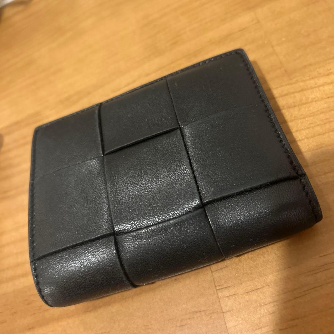 BOTTEGA VENETA(ボッテガヴェネタ) 2つ折り財布 カセット 黒