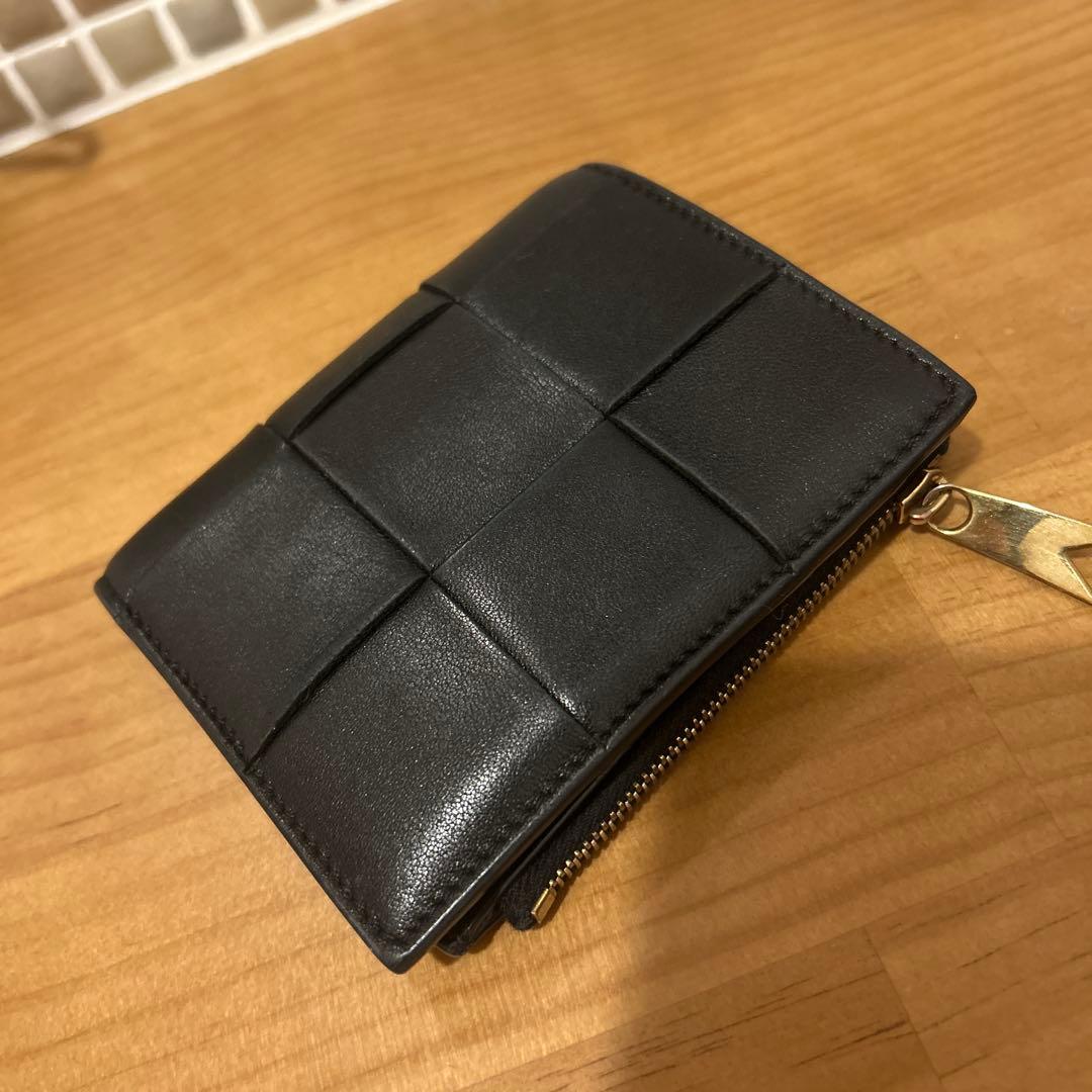 BOTTEGA VENETA(ボッテガヴェネタ) 2つ折り財布 カセット 黒