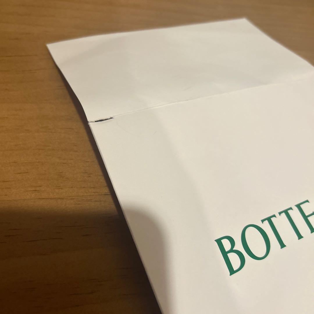 BOTTEGA VENETA(ボッテガヴェネタ) 2つ折り財布 カセット 黒
