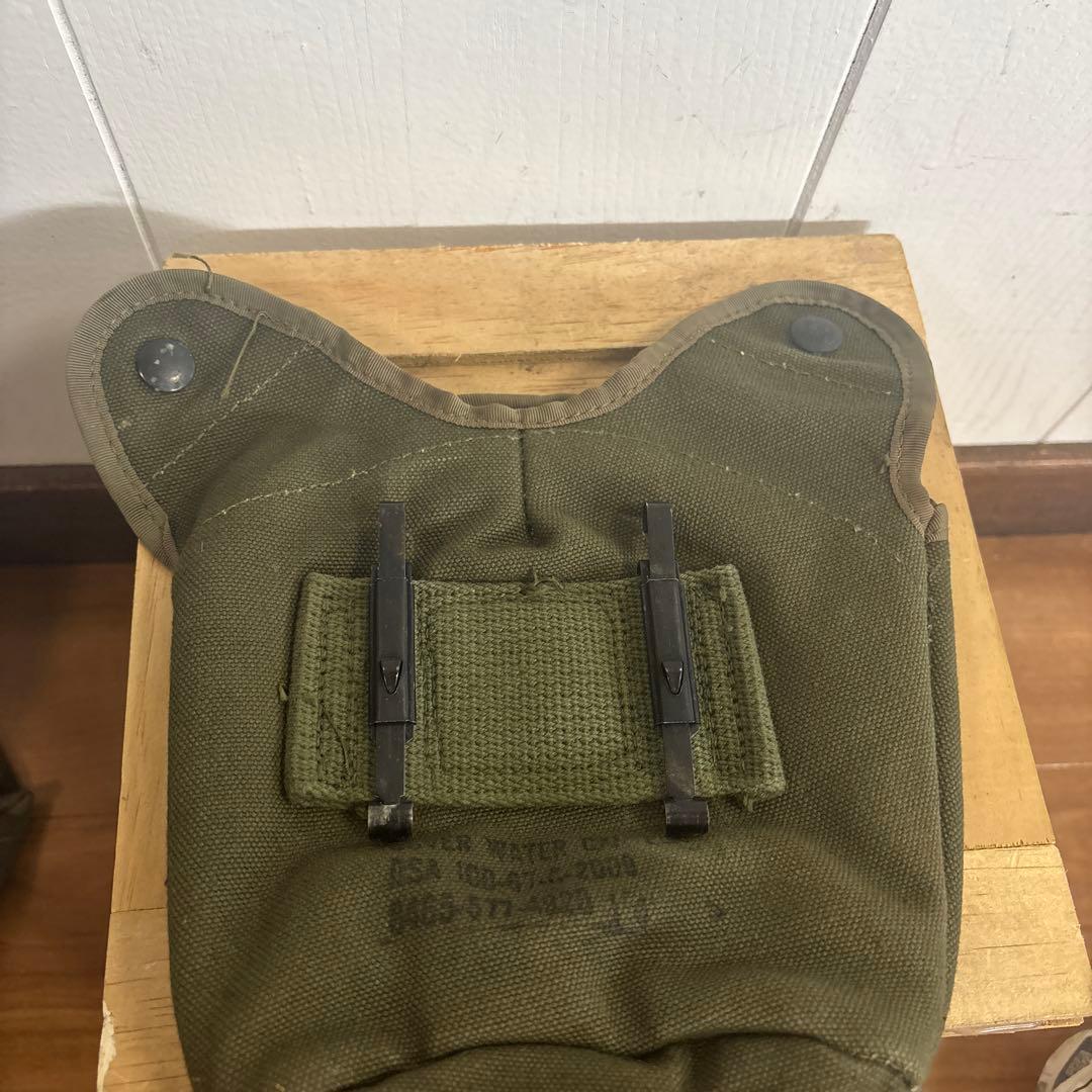 デッドストック　米軍　実物　M1956 コットン　キャンティーンカバー　①