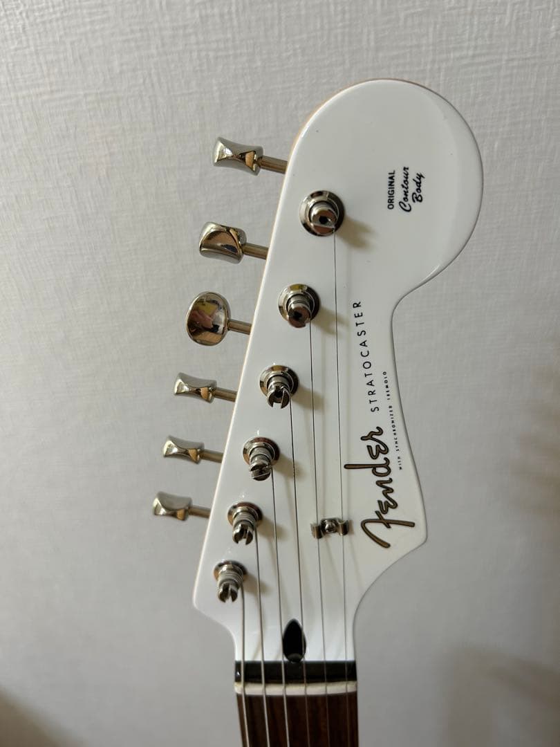 Fender Japan ディズニー ミッキーマウス ストラトキャスター限定