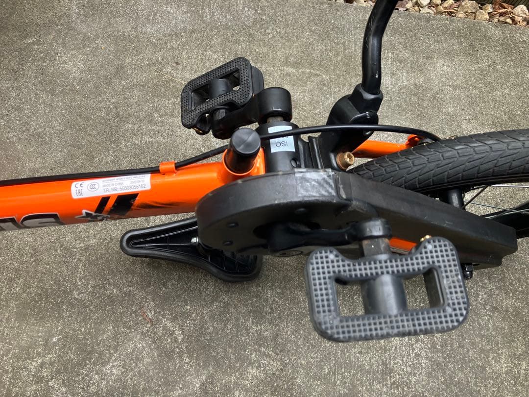 STRIDER x14 バランスバイク オレンジ　中古　使用感あり　スタンドあり
