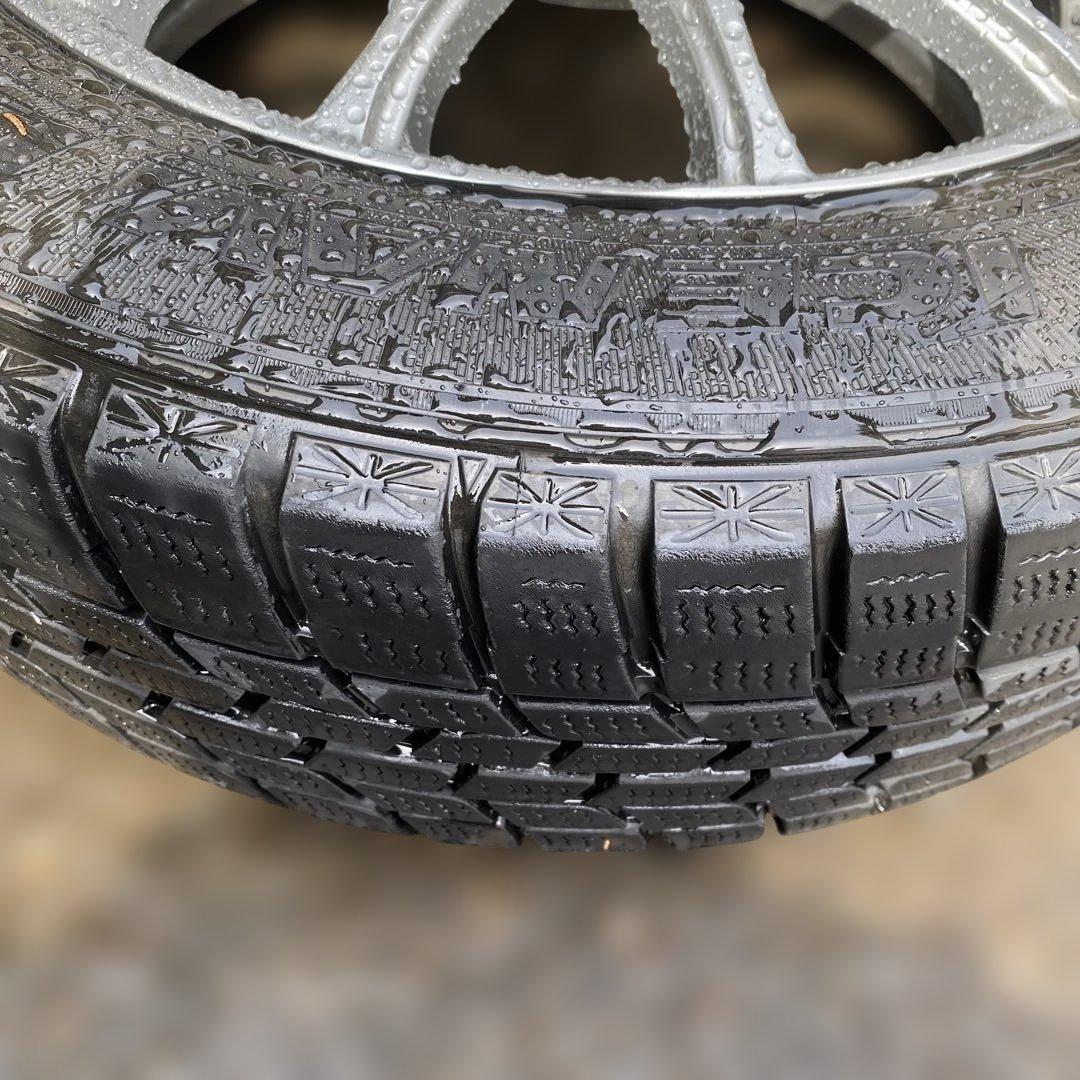 スタッドレスタイヤ 15インチ ホイール付185/65/R15 日産ノート他