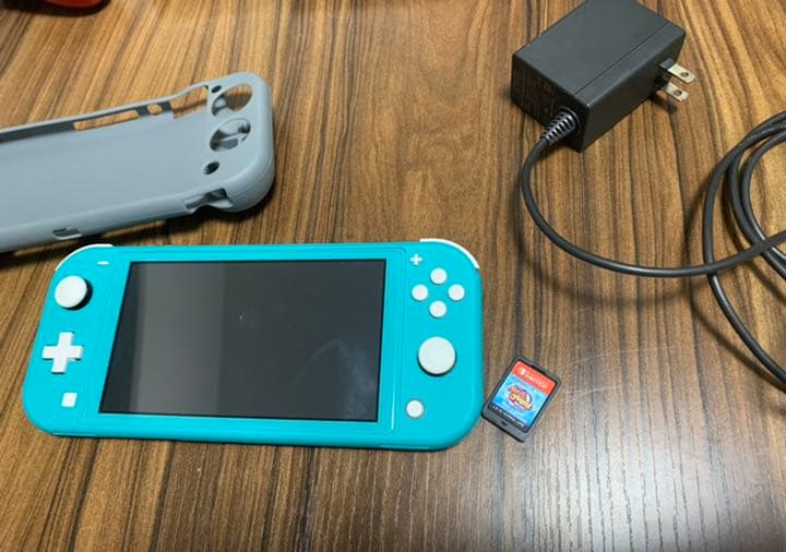 任天堂Switch light ＆ eBASEBALLパワフルプロ野球2020