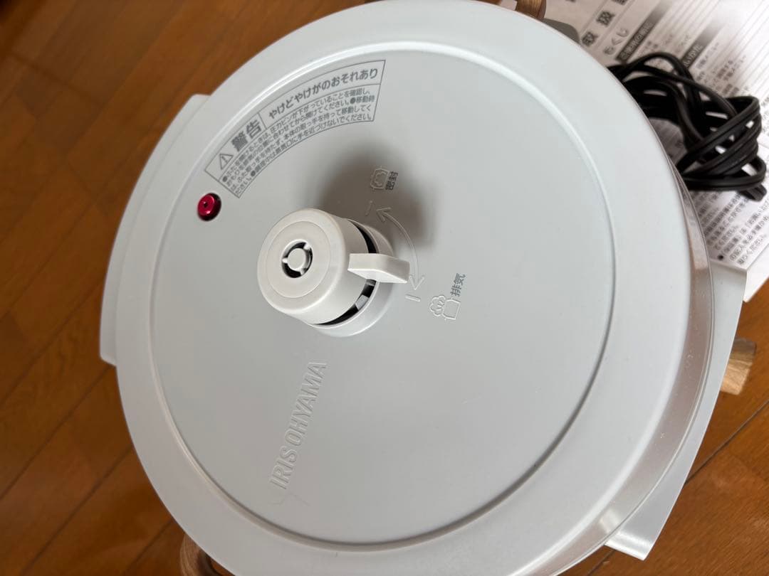 アイリスオーヤマ　電気圧力鍋　KPC-MA3