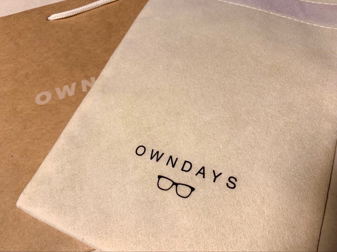 OWNDAYS 調光サングラス キムタク プライベート着用モデル 同型別色