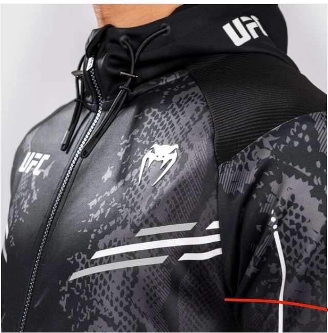 ダ*ン様 UFC venum adrenaline ウォークアウト パーカー 2