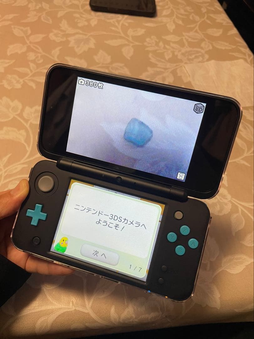 new ニンテンドー 2DS LL ブラック×ターコイズ　　充電器付き