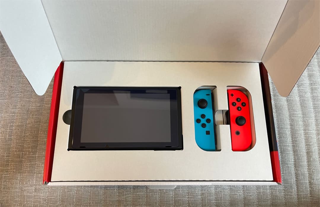 【美品】Nintendo Switch ニンテンドースイッチ