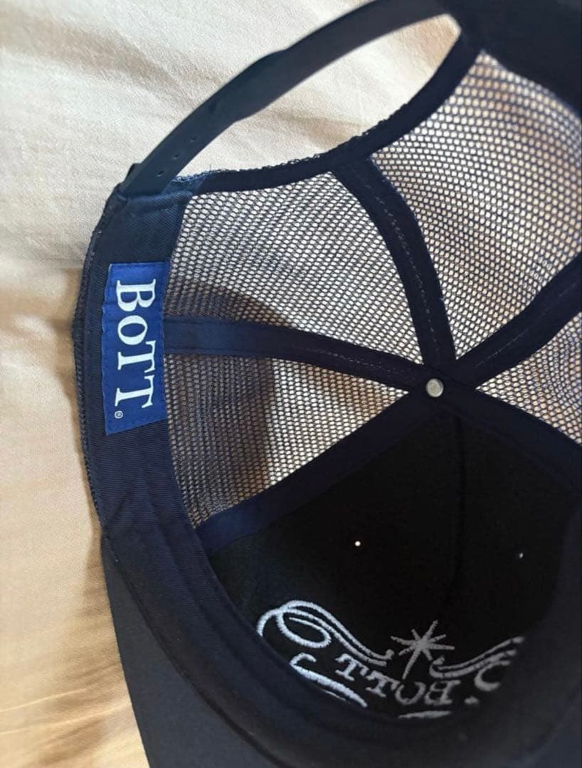 BOTT Typo Trucker Cap NAVY キャップ ネイビー 紺