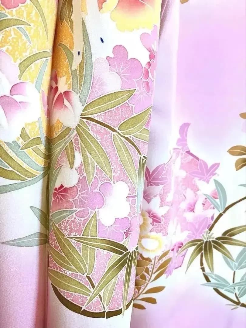 未使用美品 振袖 チャーミングなパステル澄んだ桃色 花丸文様 牡丹 橘 青い鳥