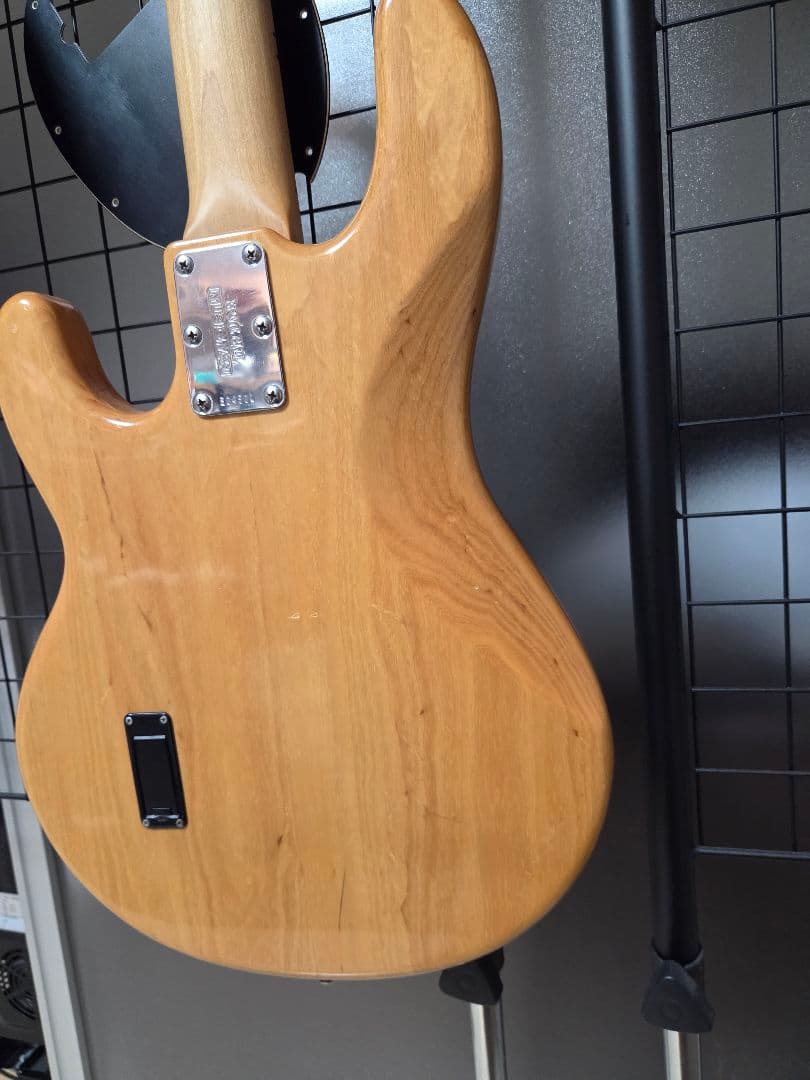 ザ*キ様 MUSIC MAN StingRay エレキベース
