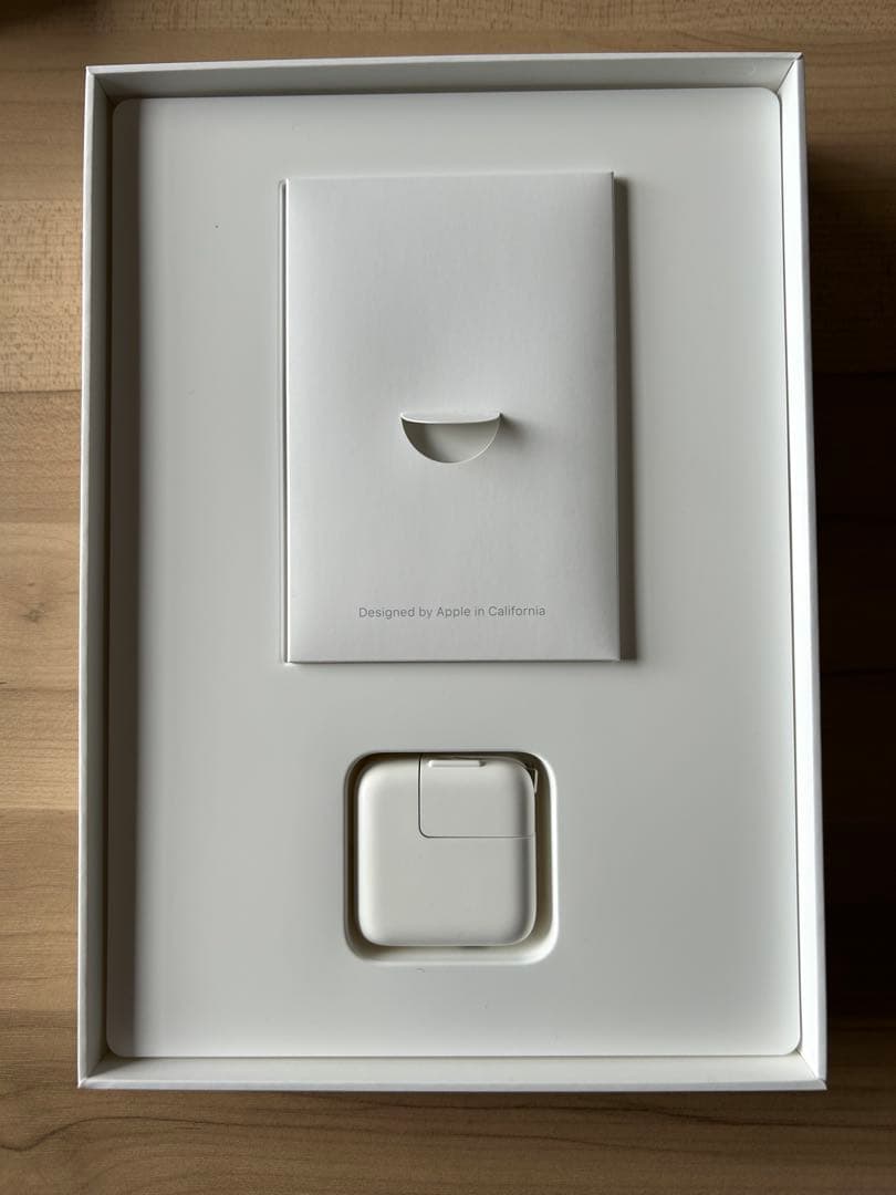 Apple iPad Wi-Fi 32GB シルバー／第5世代