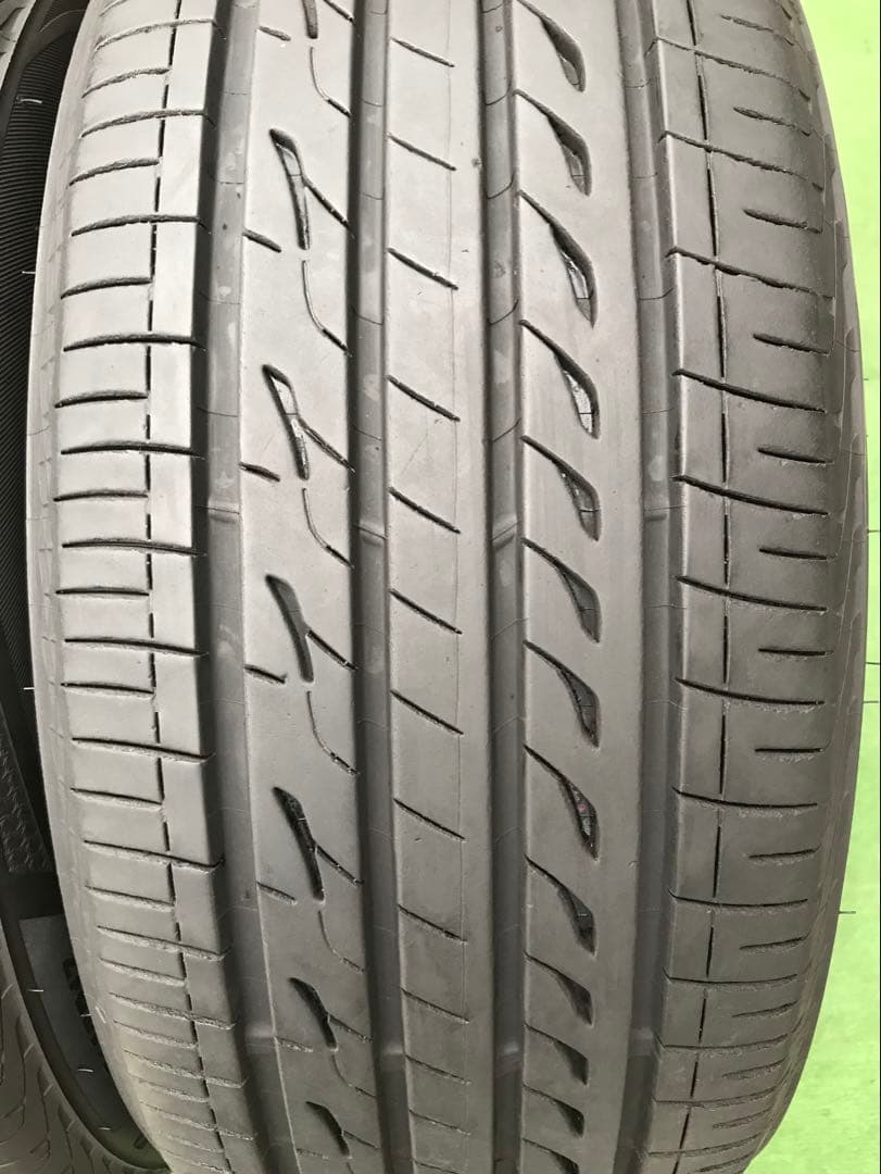 225/45 R17 BRIDGESTONE REGNO GR-XIII、24年