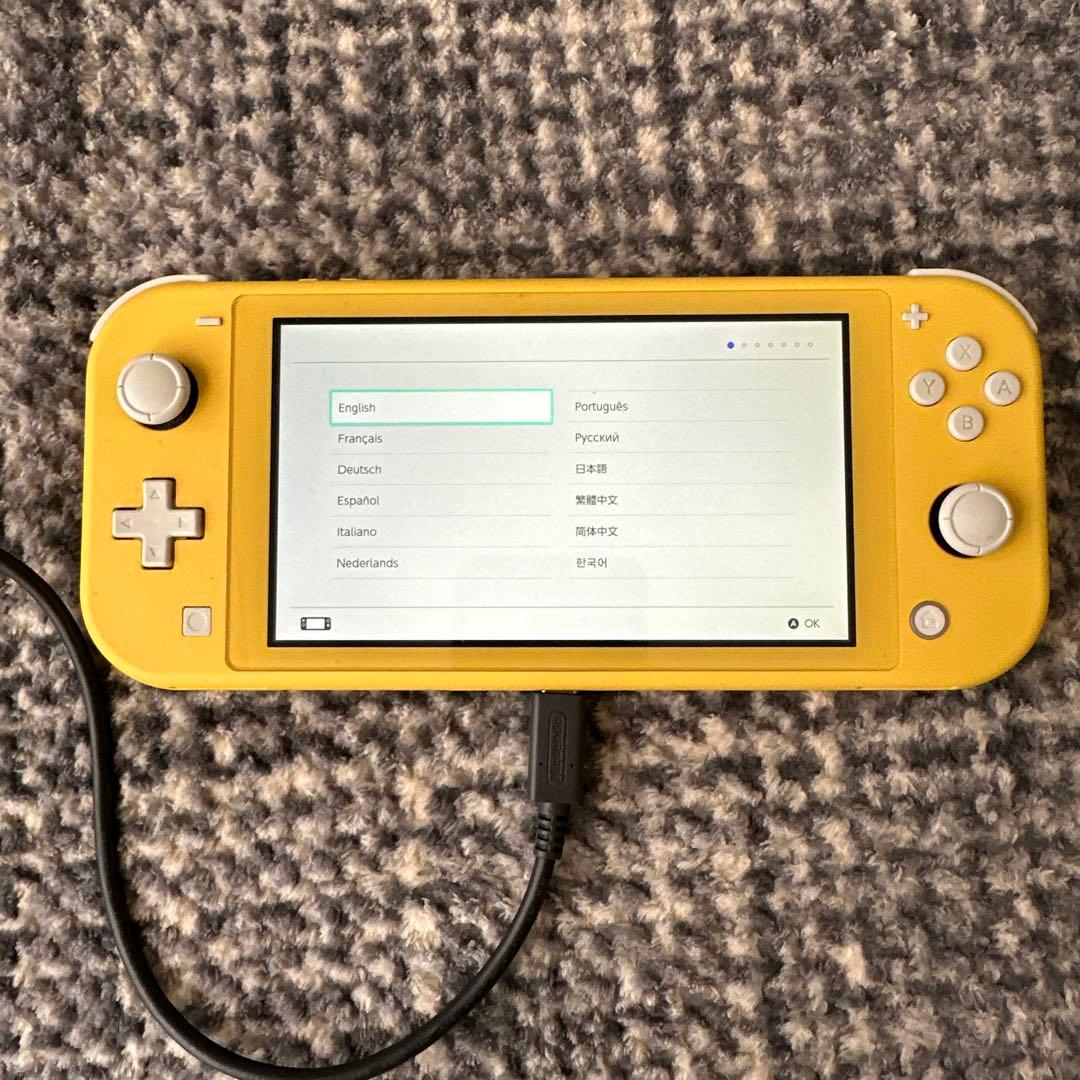 Nintendo Switch Lite 本体　イエロー