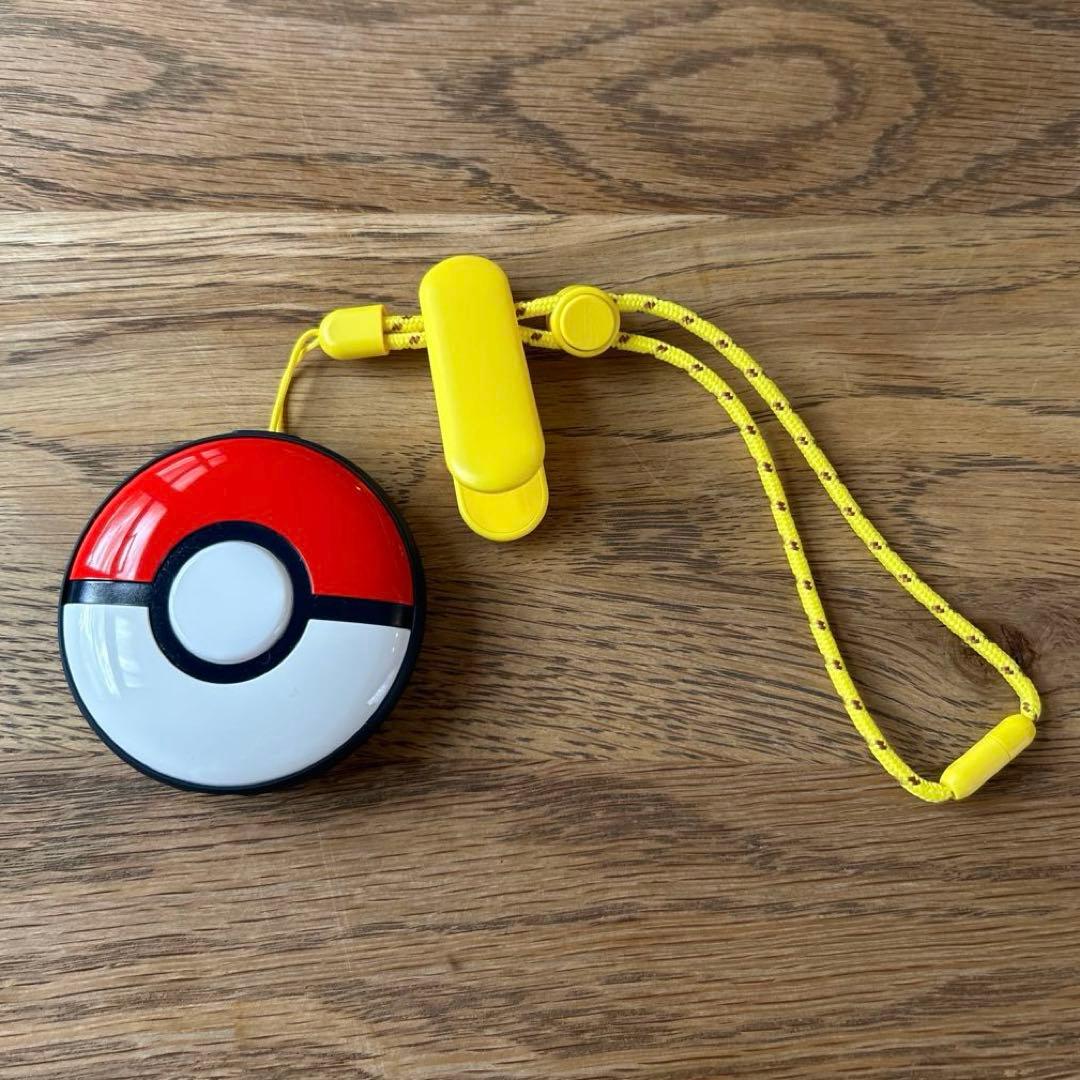 Pokemon GO Plus + ポケモンゴー　プラスプラス
