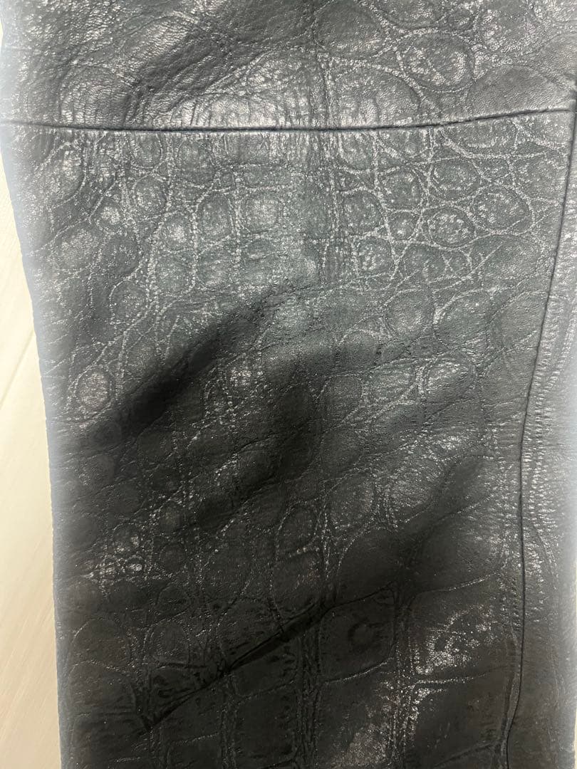5351 POUR LES HOMMES クロコ型押し レザーパンツ 牛革 4