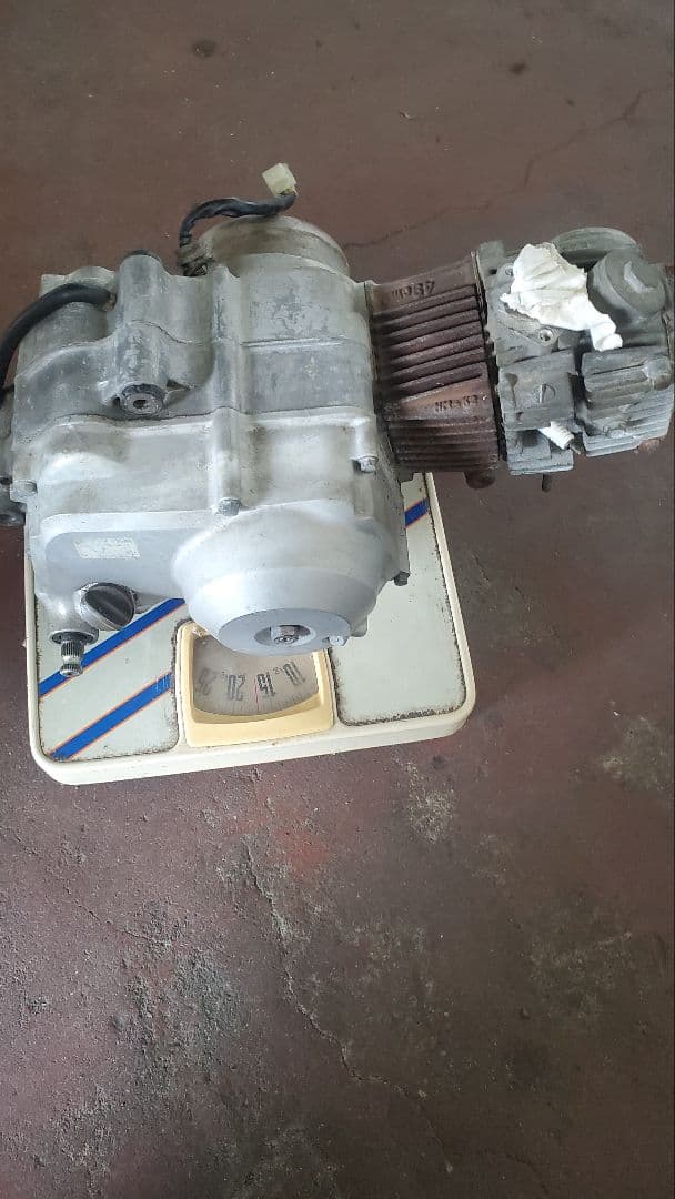 シャリーのエンジン12v