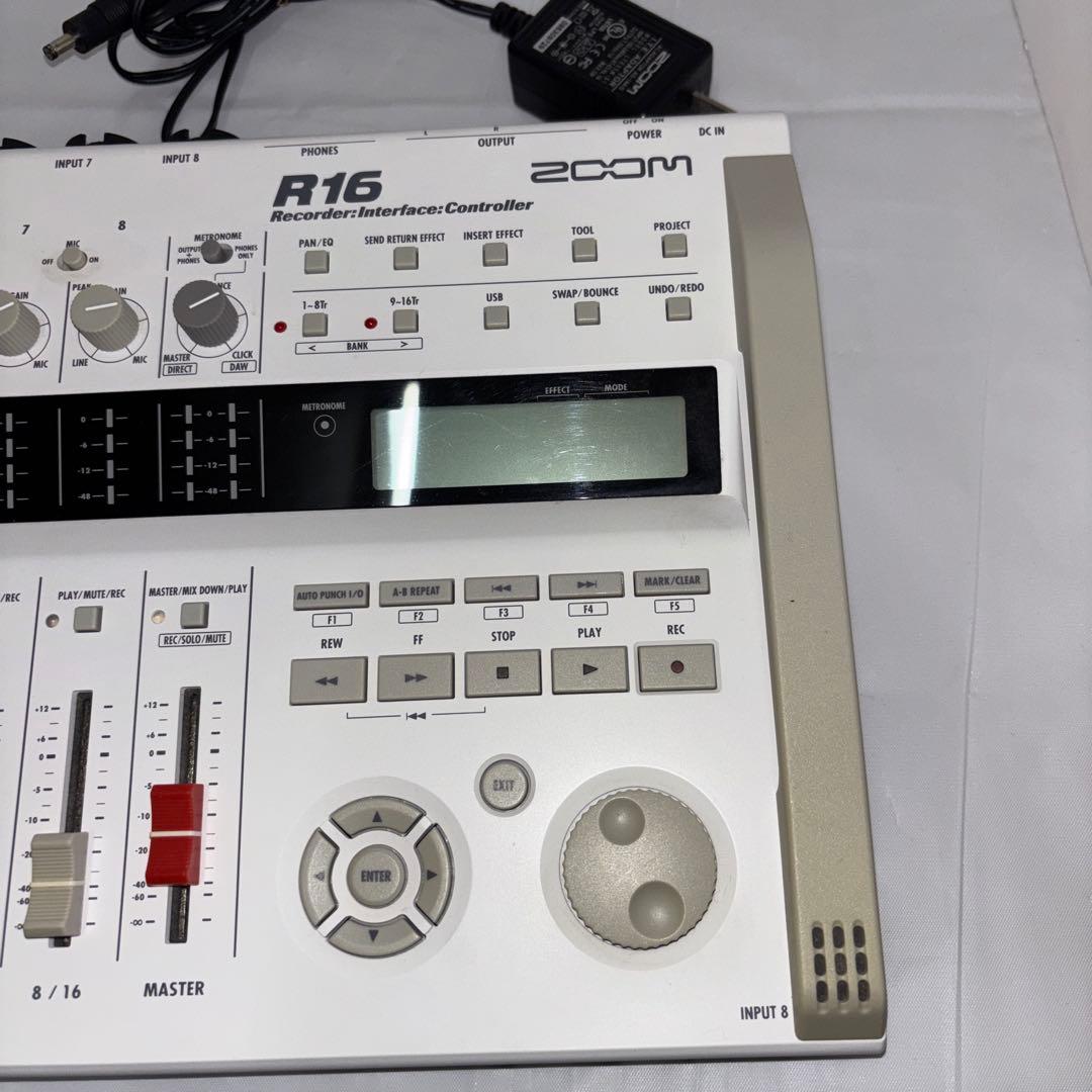 ジャンク zoom MTR R16 オーディオインターフェース