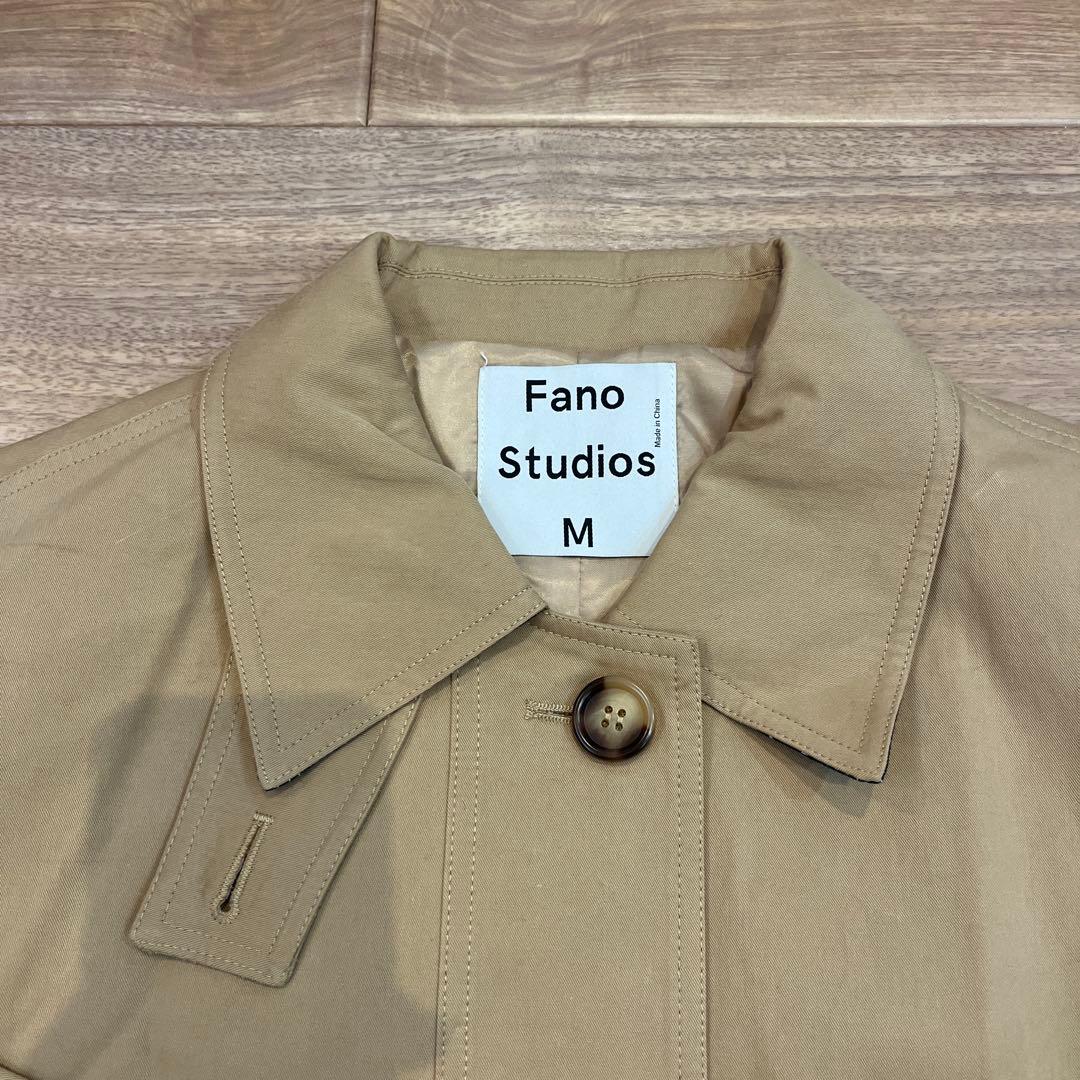 Fano Studios ステンカラー チェックカフ トレンチコート