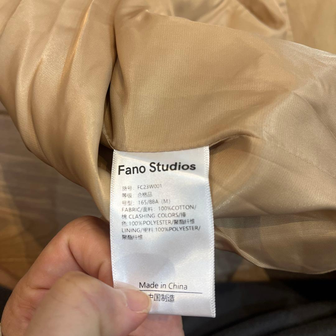 Fano Studios ステンカラー チェックカフ トレンチコート