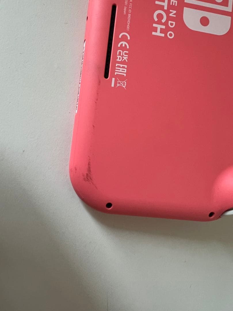 ニンテンドースイッチライト(ピンク)