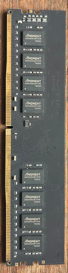 メモリー MMOMENT DDR4 16GB 3200Mhz