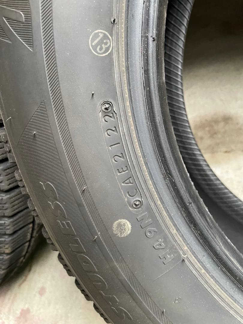 キャマ　スタッドレス VRX2 195/65R15 2022年製