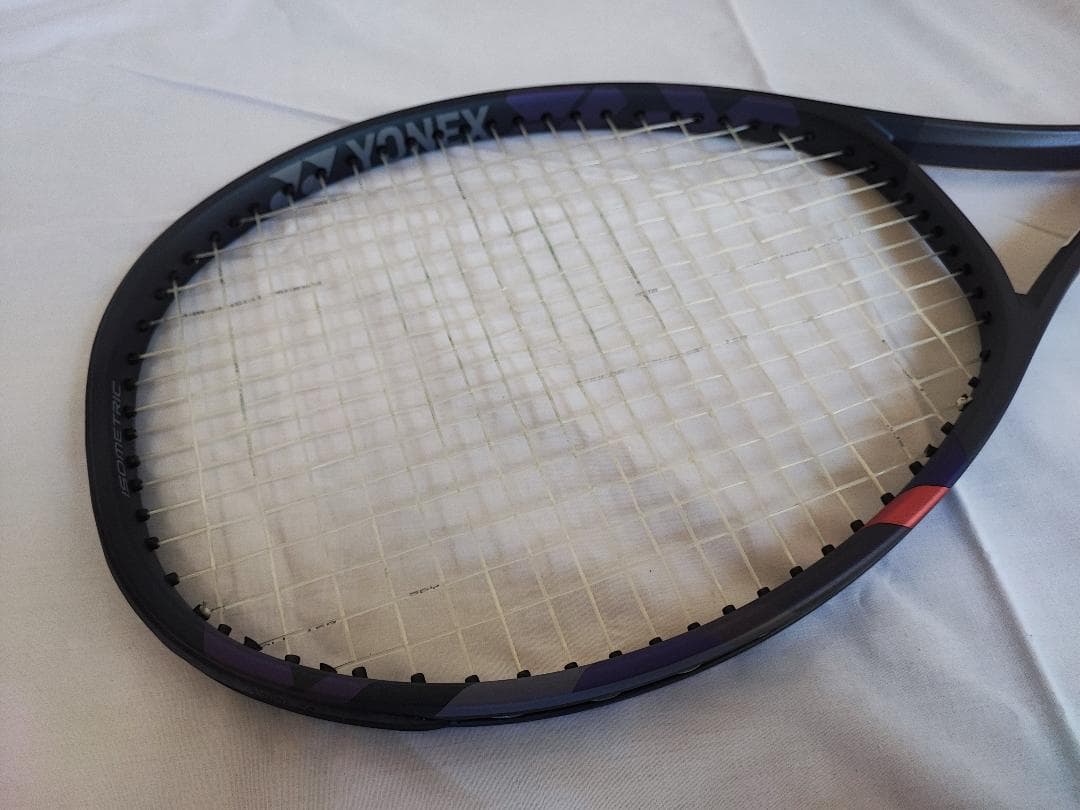 再値下げ　YONEX PERCEPT 100L(ヨネックス　パーセプト100L)